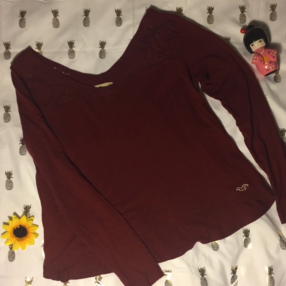 3/$15 Hollister long sleeve, v-neck top